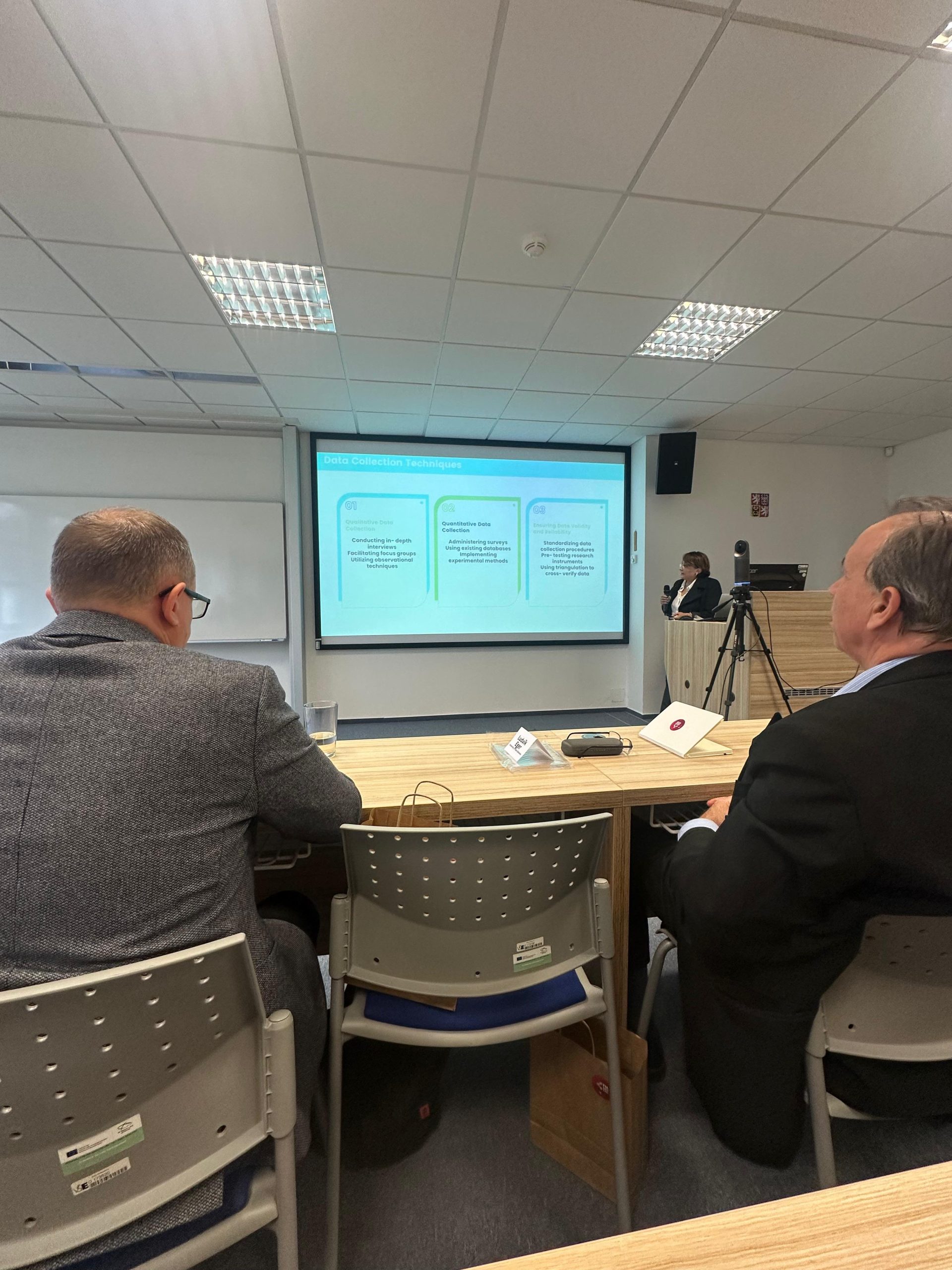 Dövlət Idarəçilik Akademiyasının professoru beynəlxalq elmi konfransda çıxış edib