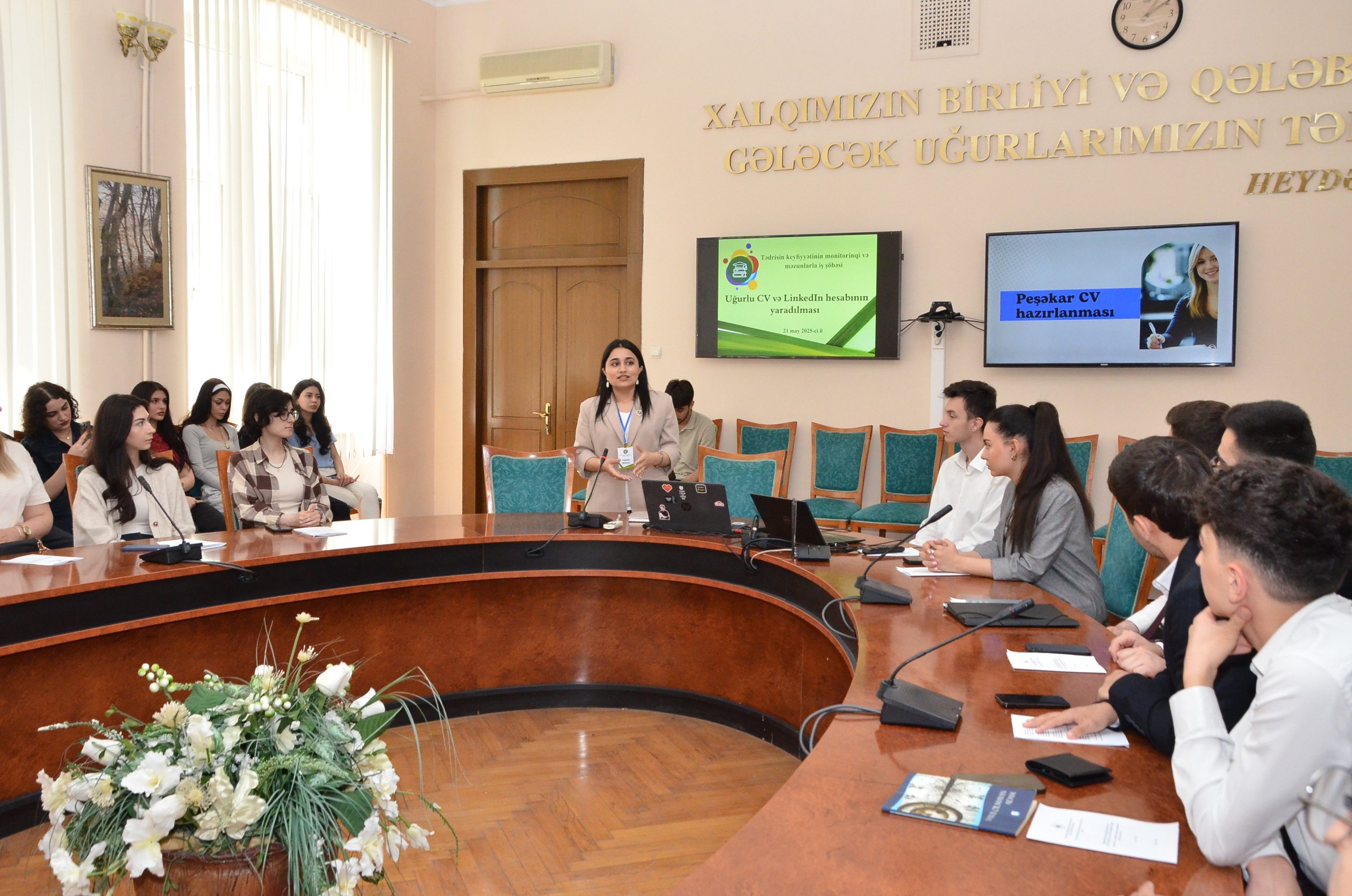 "Uğurlu CV və Linkedin hesabının yaradılması"