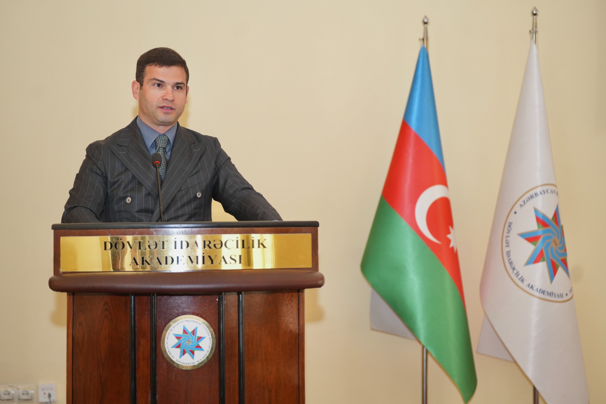 KOBİA İdarə Heyətinin sədri Orxan Məmmədov DİA - da  tələbələr ilə görüşmüşdür