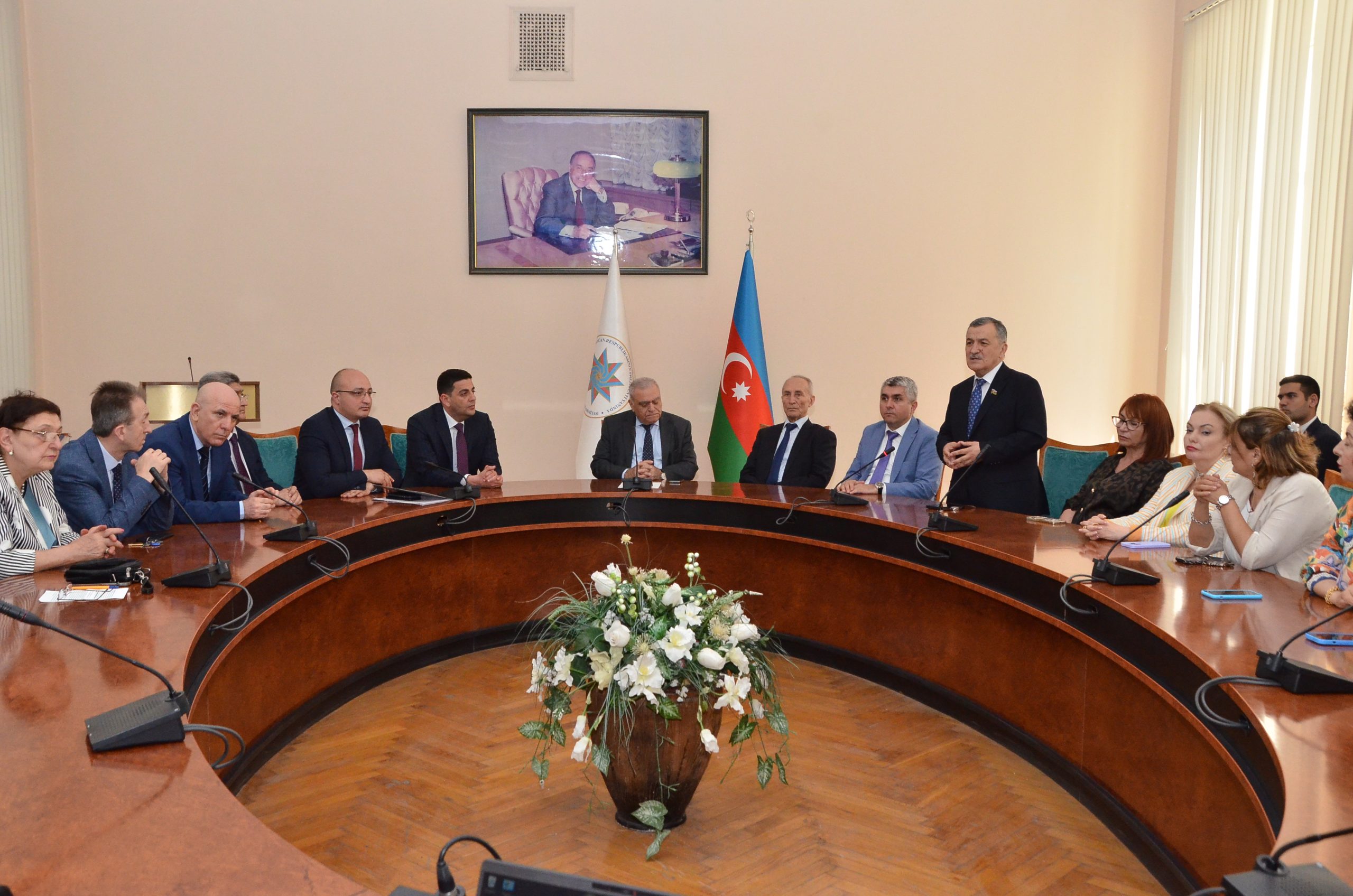 İyunun 13-də Azərbaycan Respublikasının Prezidenti yanında Dövlət İdarəçilik Akademiyasında “15 iyun Milli Qurtuluş Günü”nə həsr olunmuş elmi-praktik konfrans keçirilib