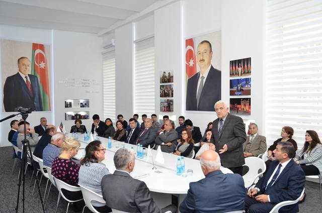 Azərbaycanın müstəqilliyinin bərpasının 25 illiyi Dövlət İdarəçilik Akademiyasında qeyd olunub