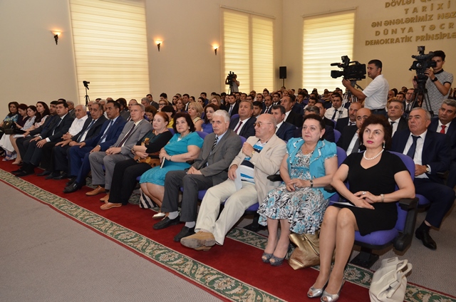 Azərbaycan Respublikasının Prezidenti yanında Dövlət İdarəçilik Akademiyasında Dövlət qulluqçularının peşə bayramı günü qeyd edilib