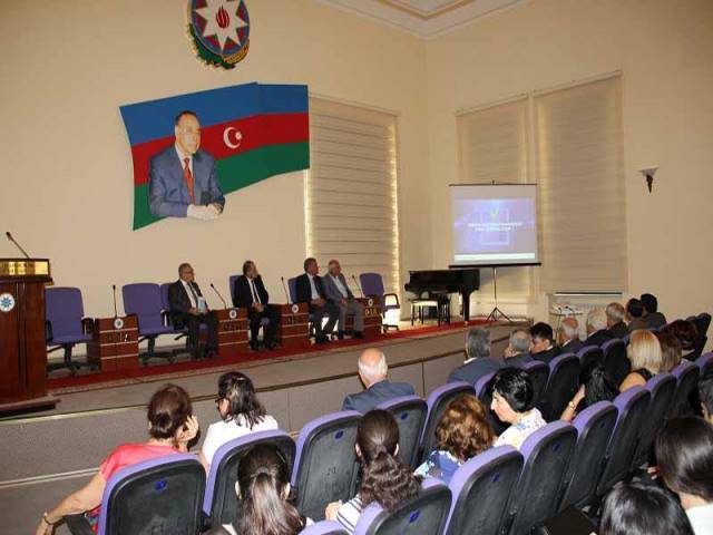 Azərbaycan Respublikasının Prezidenti yanında Dövlət İdarəçilik Akademiyasında "Konstitusiya islahatı günün tələbidir" mövzusunda elmi-praktiki konfrans keçirilib