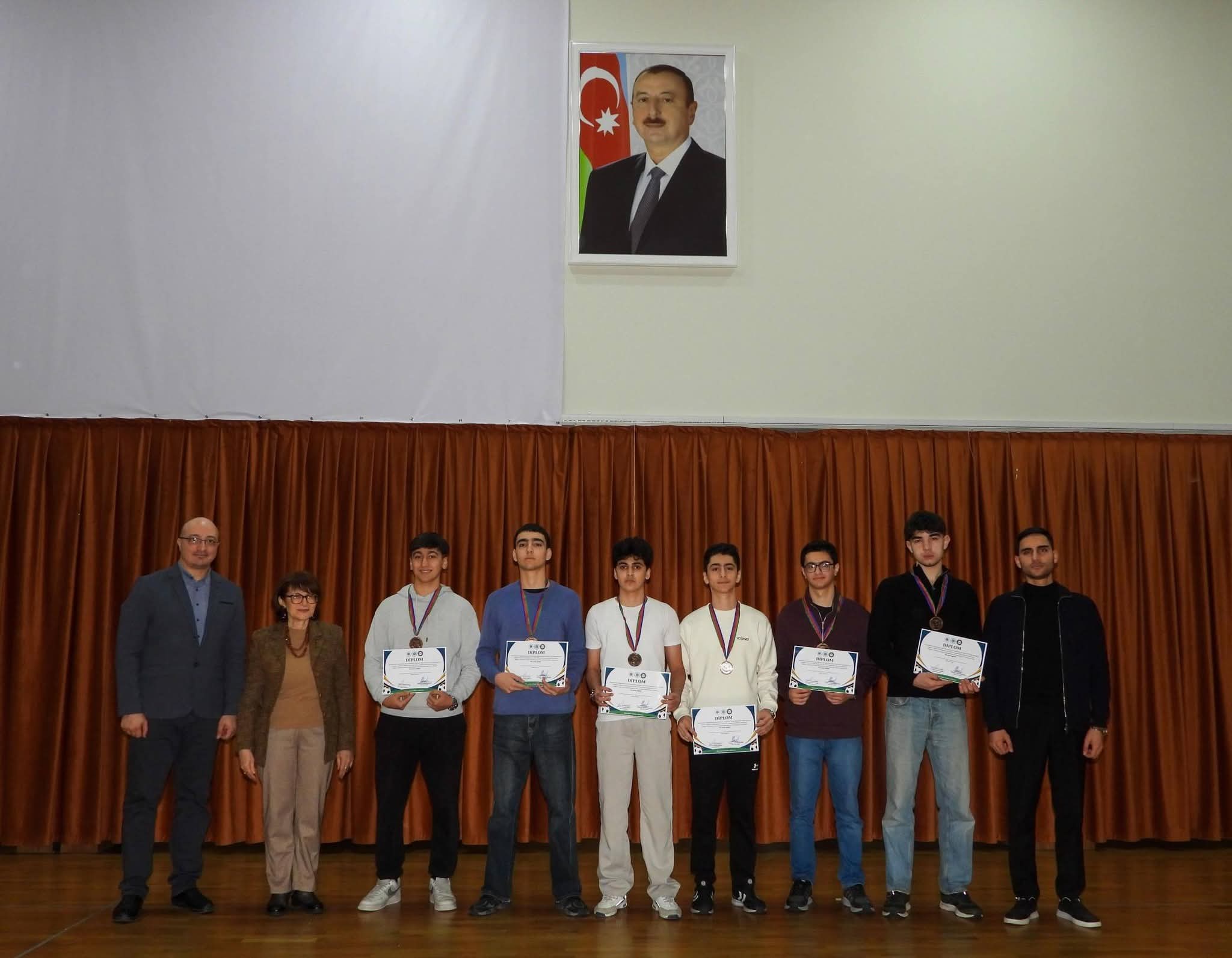 Bakı Avropa liseyində futbol turnirinin final mərhələsi baş tutub