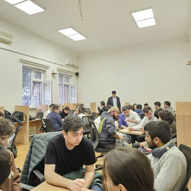 12 Dekabr-Ümummilli lider Heydər Əliyevin anım günü ilə əlaqədar olaraq Azərbaycan Respublikasının Prezidenti yanında Dövlət İdarəçilik Akademiyasında silsilə tədbirlər keçirilmişdir