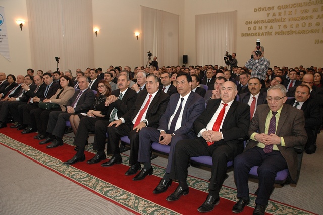 26 yanvar 2015-ci il tarixində Azərbaycan Respublikasının Prezidenti yanında Dövlət İdarəçilik Akademiyasında “Qafqaz Dövlət İdarəçiliyi Araşdırma və Tədris Mərkəzi”nin açılış mərasimi və “Yüksək vəzifəli dövlət qulluqçularının təlimi” proqramının ilk mühaziləri keçirilib