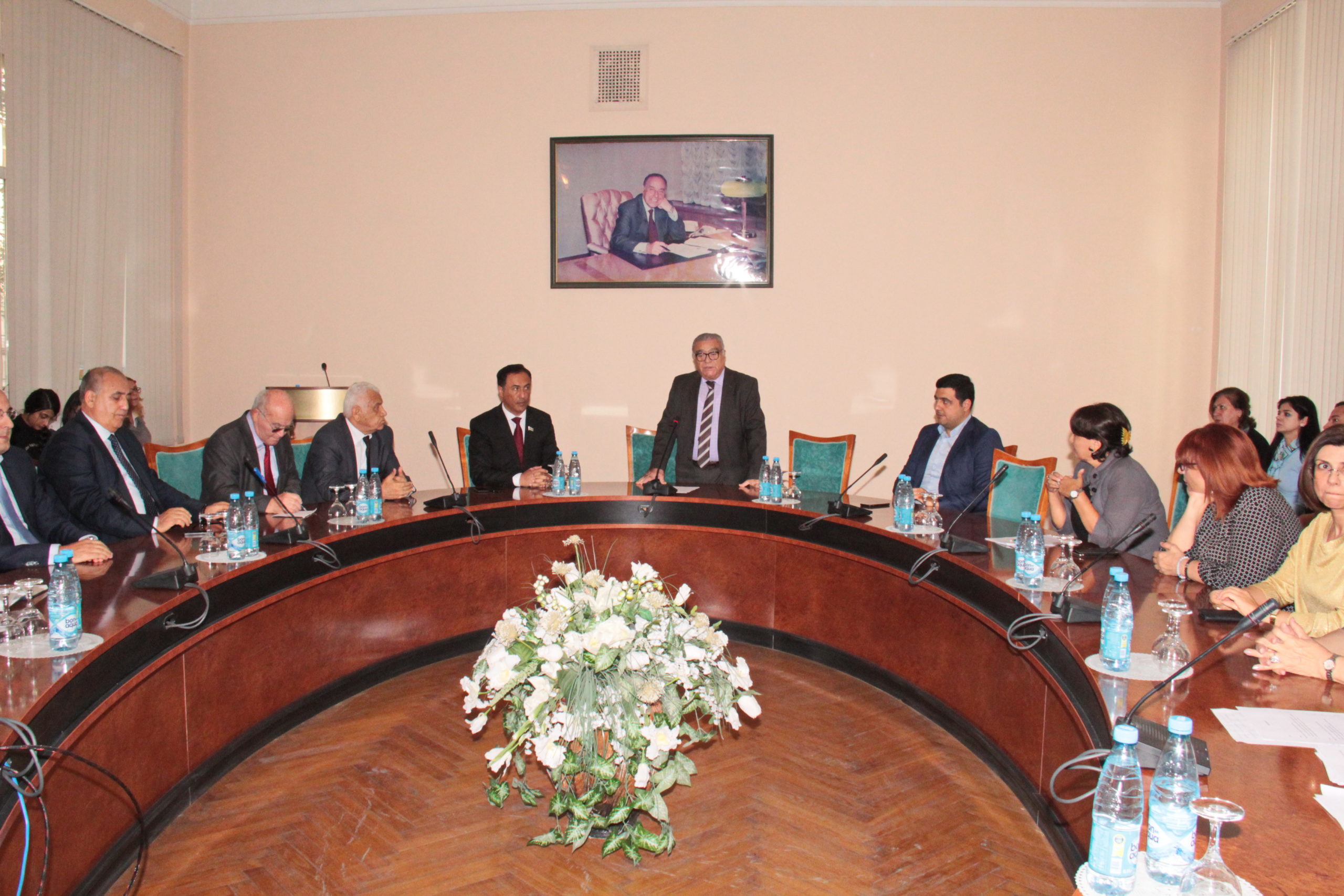 DİA-da Dövlət Müstəqilliyi Gününə həsr olunan elmi-praktik konfrans