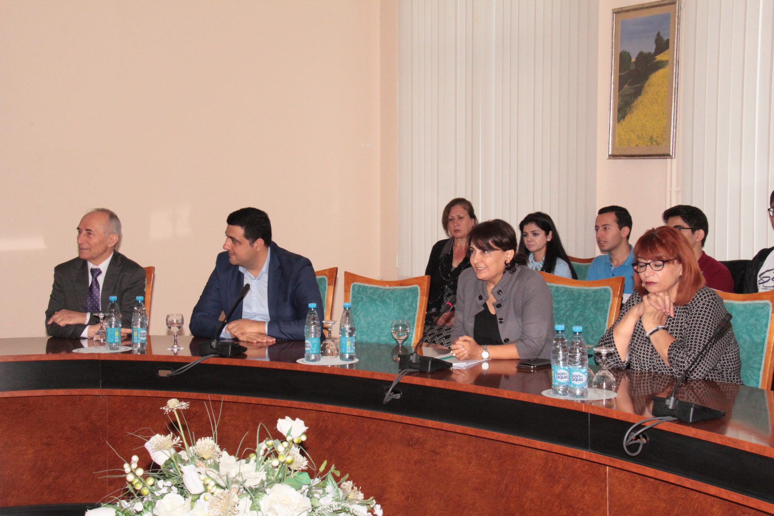 DİA-da Dövlət Müstəqilliyi Gününə həsr olunan elmi-praktik konfrans