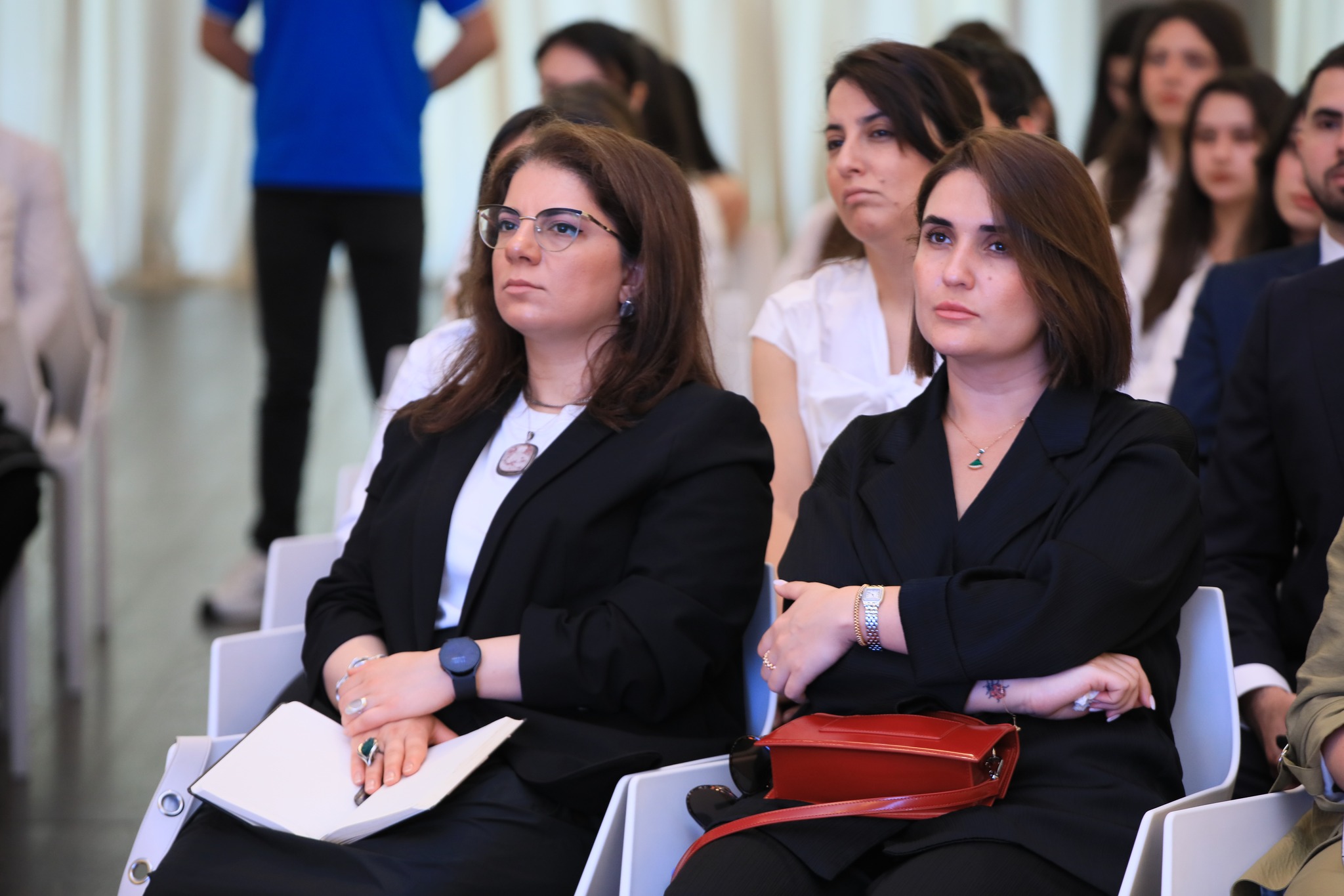 “Prezident İlham Əliyevin innovativ dövlət idarəçiliyi texnologiyaları: COP29-a aparan yol” mövzusunda təqdimat keçirilib