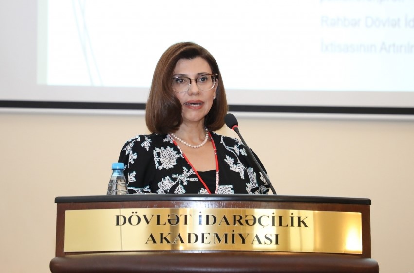 Dövlət İdarəçilik Akademiyasında elmi-praktik konfrans: “Dövlət qulluğunun aktual problemləri”