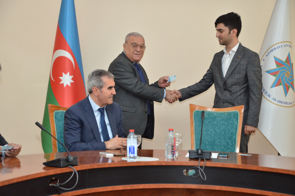 Milli Qurtuluş Gününə həsr olunmuş elmi-praktik konfrans keçirilib