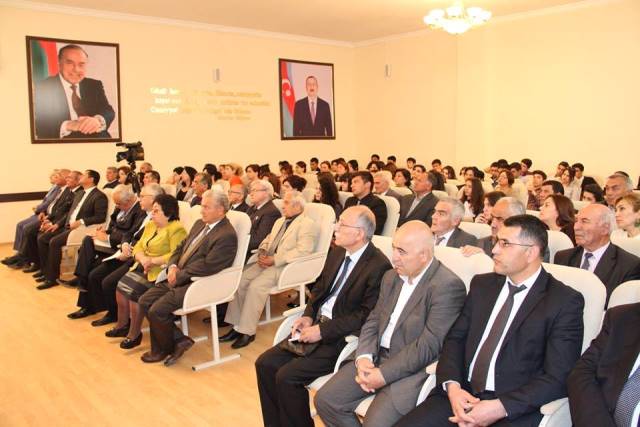 Dövlət İdarəçilik Akademiyasının rektoru ustad dərsləri keçib