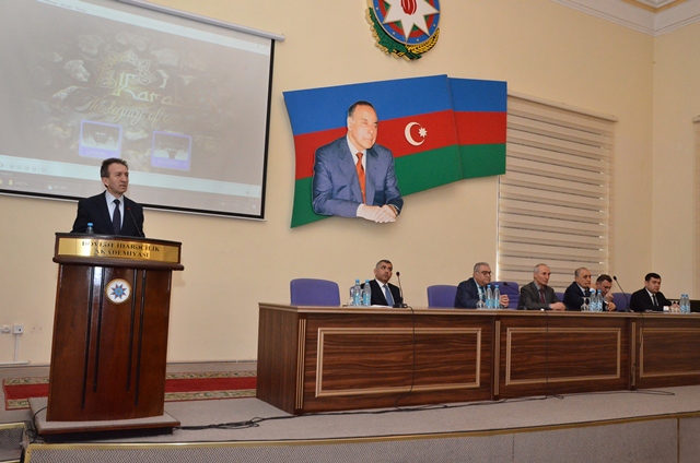 Dövlət İdarəçilik Akademiyasında Xocalı soyqırımı qurbanlarının xatirəsi anılıb