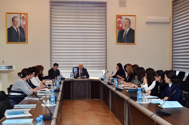 Dövlət İdarəçilik Akademiyasında “Azərbaycanda dövlət ailə, qadın və uşaq siyasəti” və “Bələdiyyə İdarəçiliyinin Aktual Problemləri” istiqamətləri üzrə qısamüddətli ixtisasartırma kursları keçirilmişdir