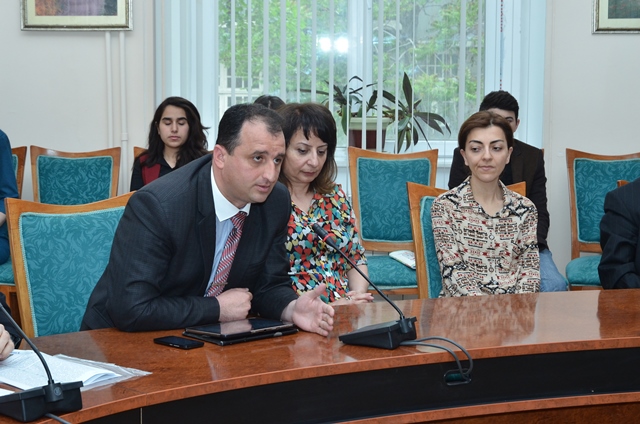 Dövlət İdarəçilik Akademiyasında “Azərbaycan multikulturalizmi və milli inkişaf modeli” mövzusunda elmi konfrans keçirilmişdir