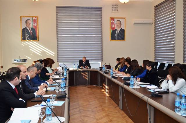 Dövlət İdarəçilik Akademiyasında “Azərbaycanda dövlət ailə, qadın və uşaq siyasəti” və “Bələdiyyə İdarəçiliyinin Aktual Problemləri” istiqamətləri üzrə qısamüddətli ixtisasartırma kursları keçirilmişdir