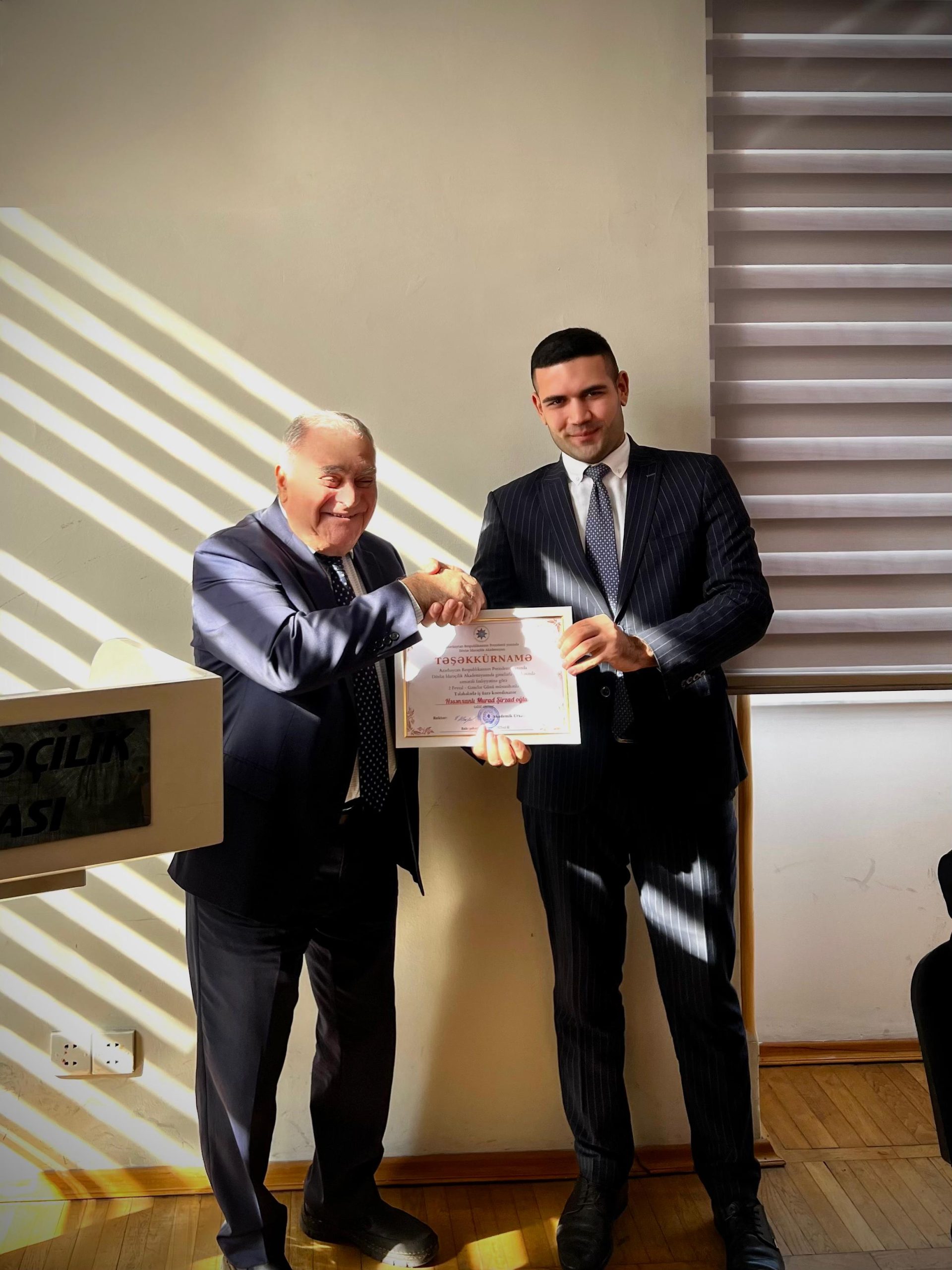 2 fevral- Gənclər Günü münasibətilə Dövlət İdarəçilik Akademiyasının  bir qrup tələbəsi təltif olunmuşlar