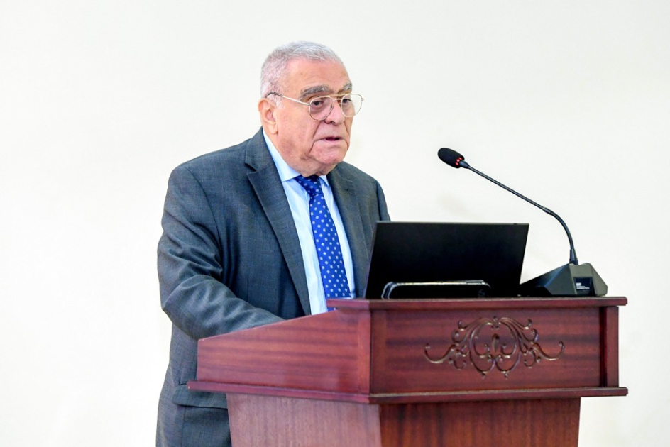 Naxçıvanda “İqlim dəyişiklikləri və dövlət idarəçiliyində yeni çağırışlar” mövzusunda səyyar təlim keçirilib