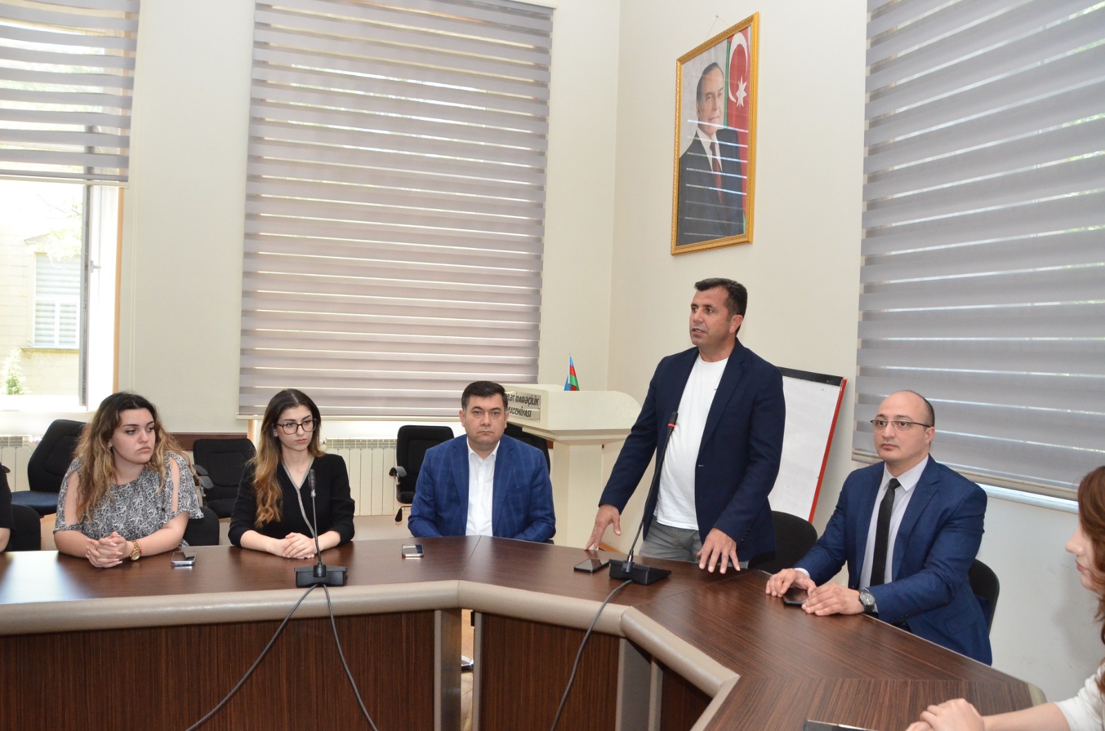 DİA-nın “Brend tələbə”ləri mükafatlandırıldı