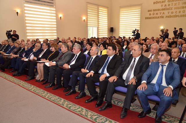 AMEA Rəyasət Heyətinin və Dövlət İdarəçilik Akademiyasının Elmi Şurasının birgə iclası keçirilib