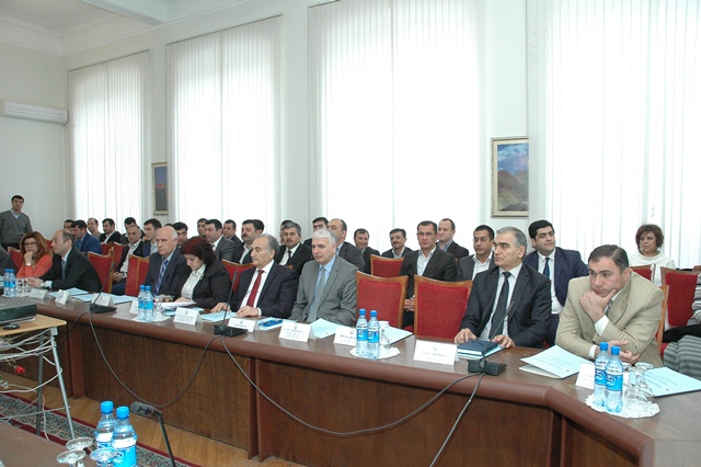 Ulu Öndərin anadan olmasının 91-ci ildönümünə həsr olunmuş “İdarəetmə qərarlarının qəbulunda informasiya sistemlərinin rolu” mövzusunda Respublika Elmi Konfransı