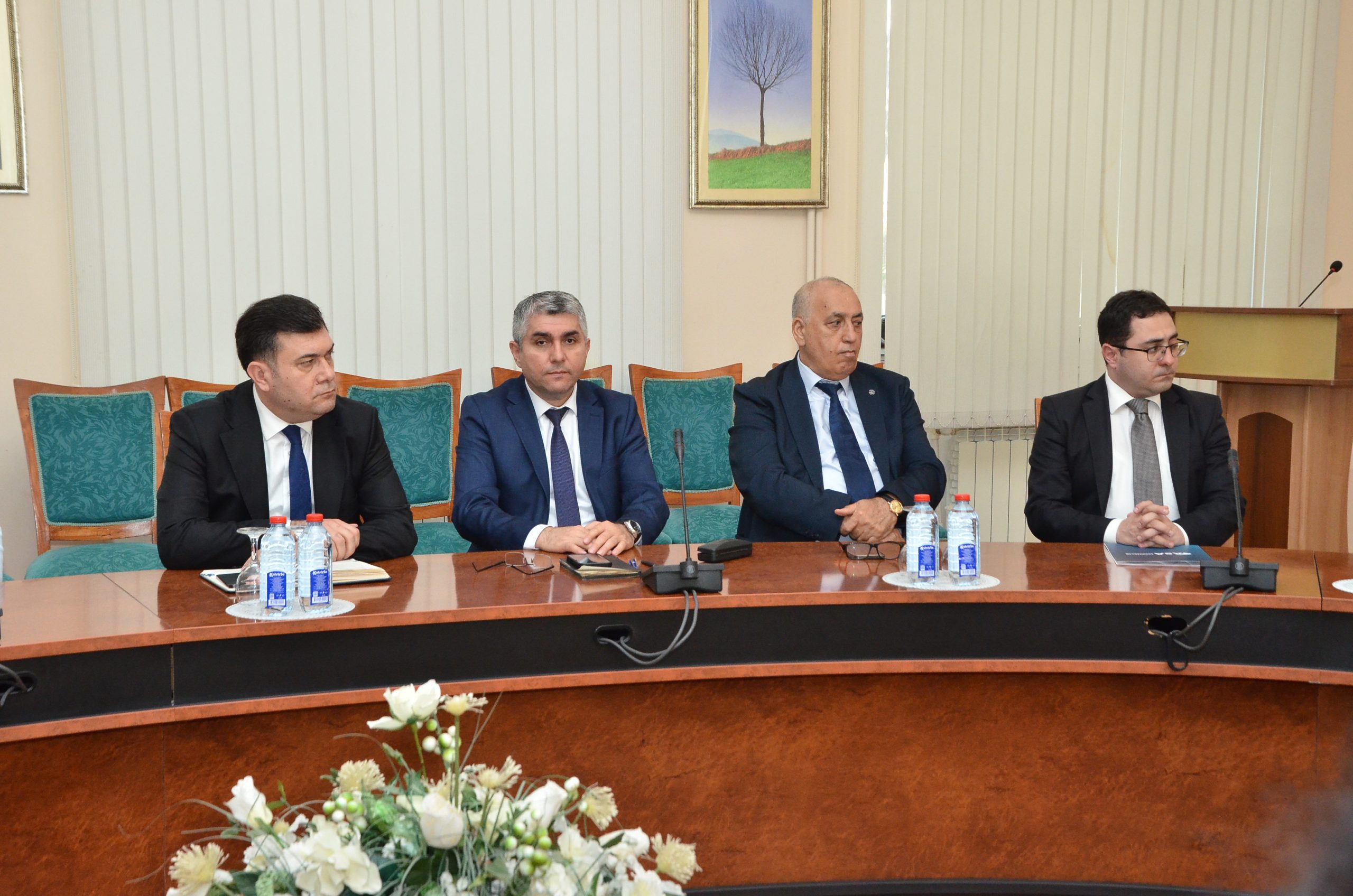 Dövlət İdarəçilik Akademiyası və Azərbaycan Sığortaçılar Assosiasiyası arasında əməkdaşlığa dair memorandum imzalanıb