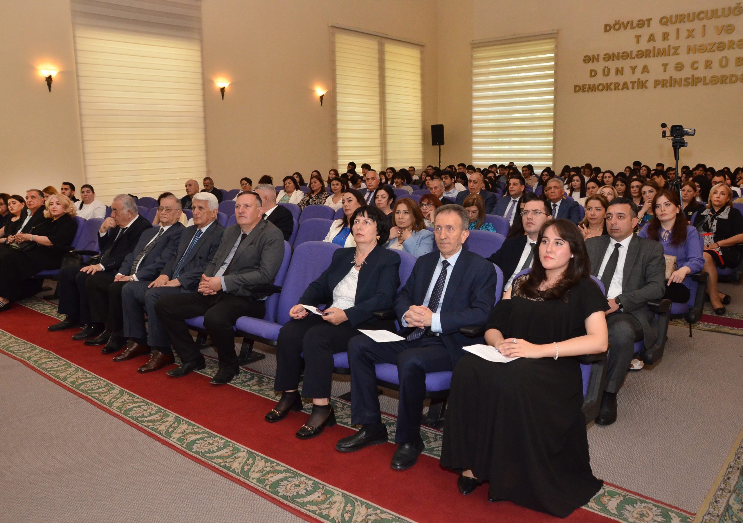 DİA-da Azərbaycanın Müstəqillik günü qeyd edildi