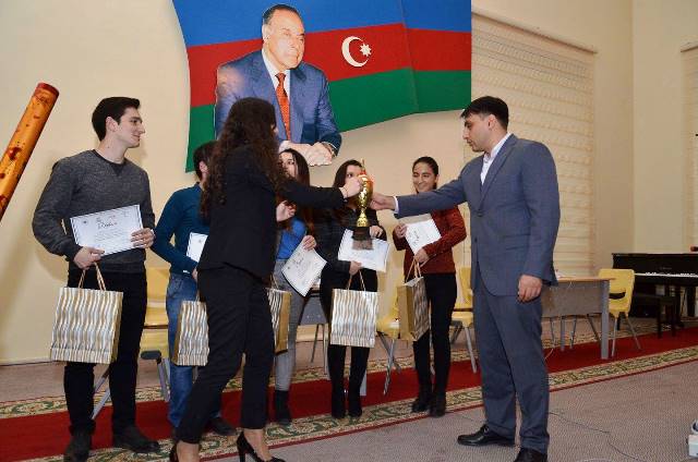 DİA Hüquq Klubu Hüquqi Biliklər üzrə yarışma keçirmişdir