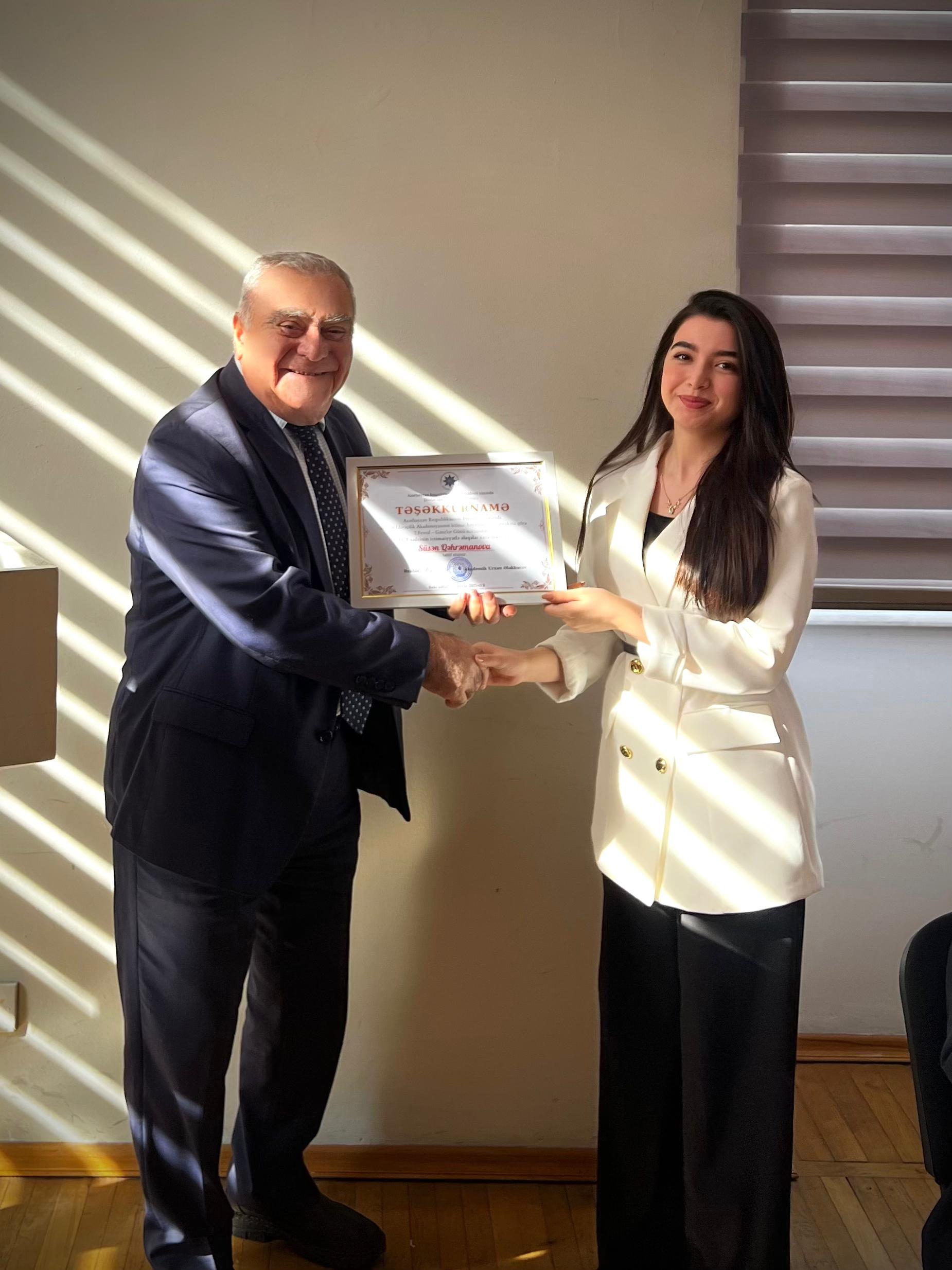 2 fevral- Gənclər Günü münasibətilə Dövlət İdarəçilik Akademiyasının  bir qrup tələbəsi təltif olunmuşlar