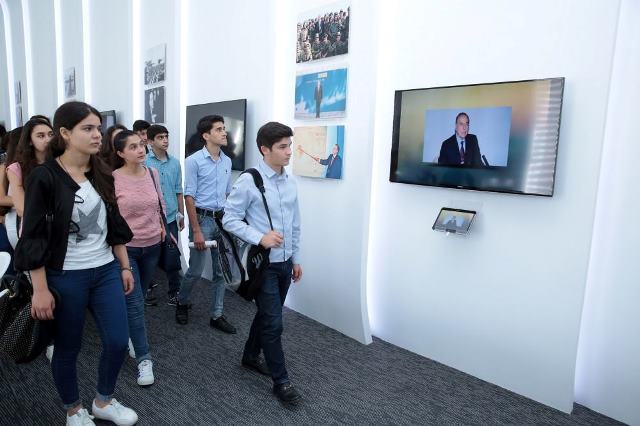 Dövlət İdarəçilik Akademiyasının birinci kurs tələbələri üçün ilk mühazirə Azərbaycanın uğurlarına həsr olunub