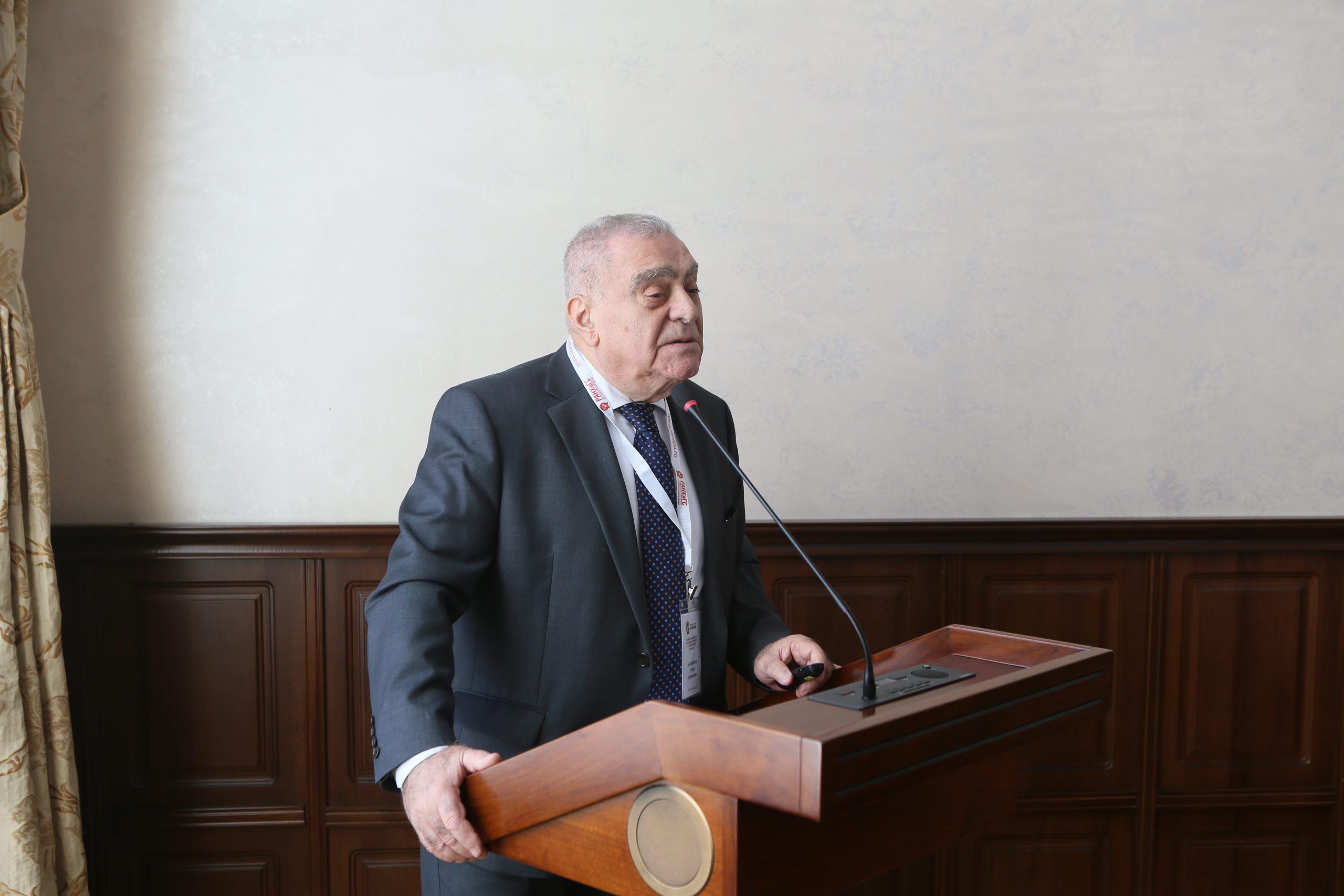 Dövlət İdarəçilik Akademiyasının nümayəndə heyəti Rusiya Federasiyasının Prezidenti yanında Xalq Təsərrüfatı və Dövlət Qulluğu Akademiyasında olublar.