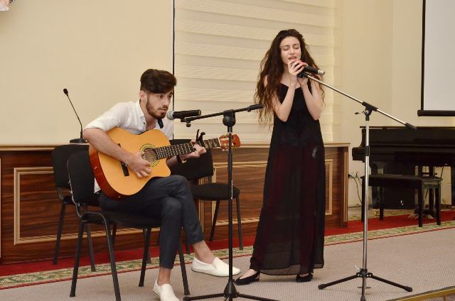 Dövlət İdarəçilik Akademiyasında məzun günü qeyd edilib