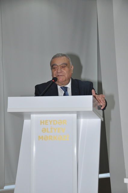 Müasir dövlət idarəçiliyinin təşkilati əsaslari:15 il innovativ inkişaf yollarinda