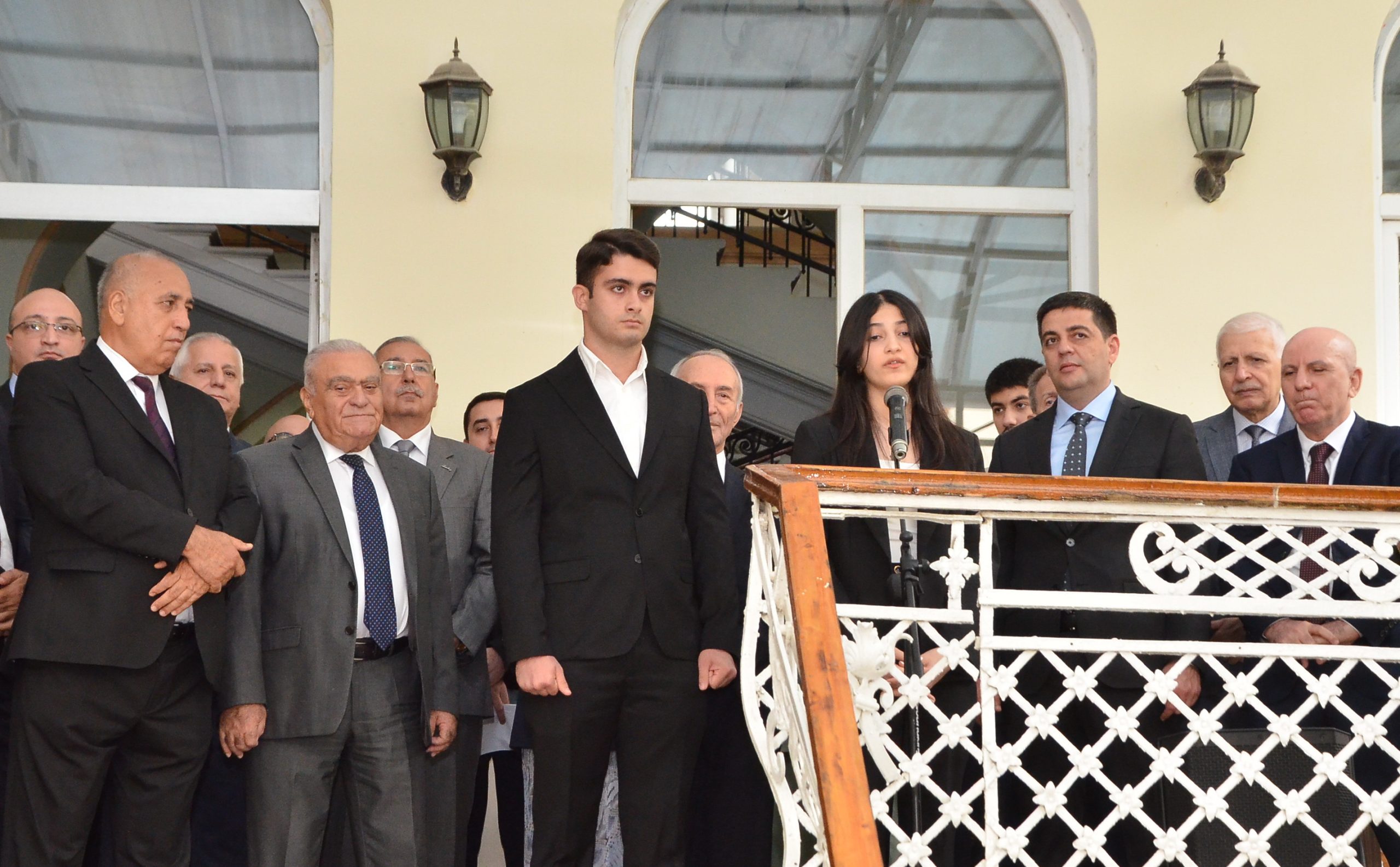 Sentyabrın 15-də Dövlət İdarəçilik Akademiyasında Bilik Günü və yeni dərs ilinin başlanması qeyd olunub