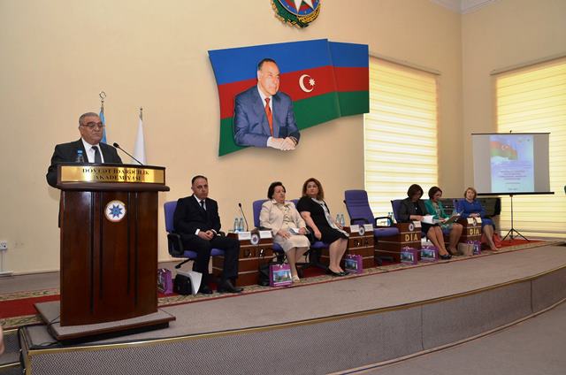 Dövlət İdarəçilik Akademiyasında “Müstəqillik dövründə ailə siyasətinin formalaşması - ənənələr, perspektivlər” mövzusunda elmi-praktiki konfrans keçirilib