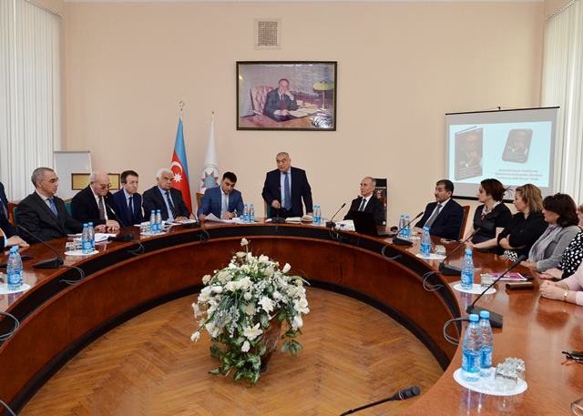 Akademik Ramiz Mehdiyevin “Qlobal transformasiyalar dövründə Azərbaycan milli ideyası” kitabının təqdimatı olub
