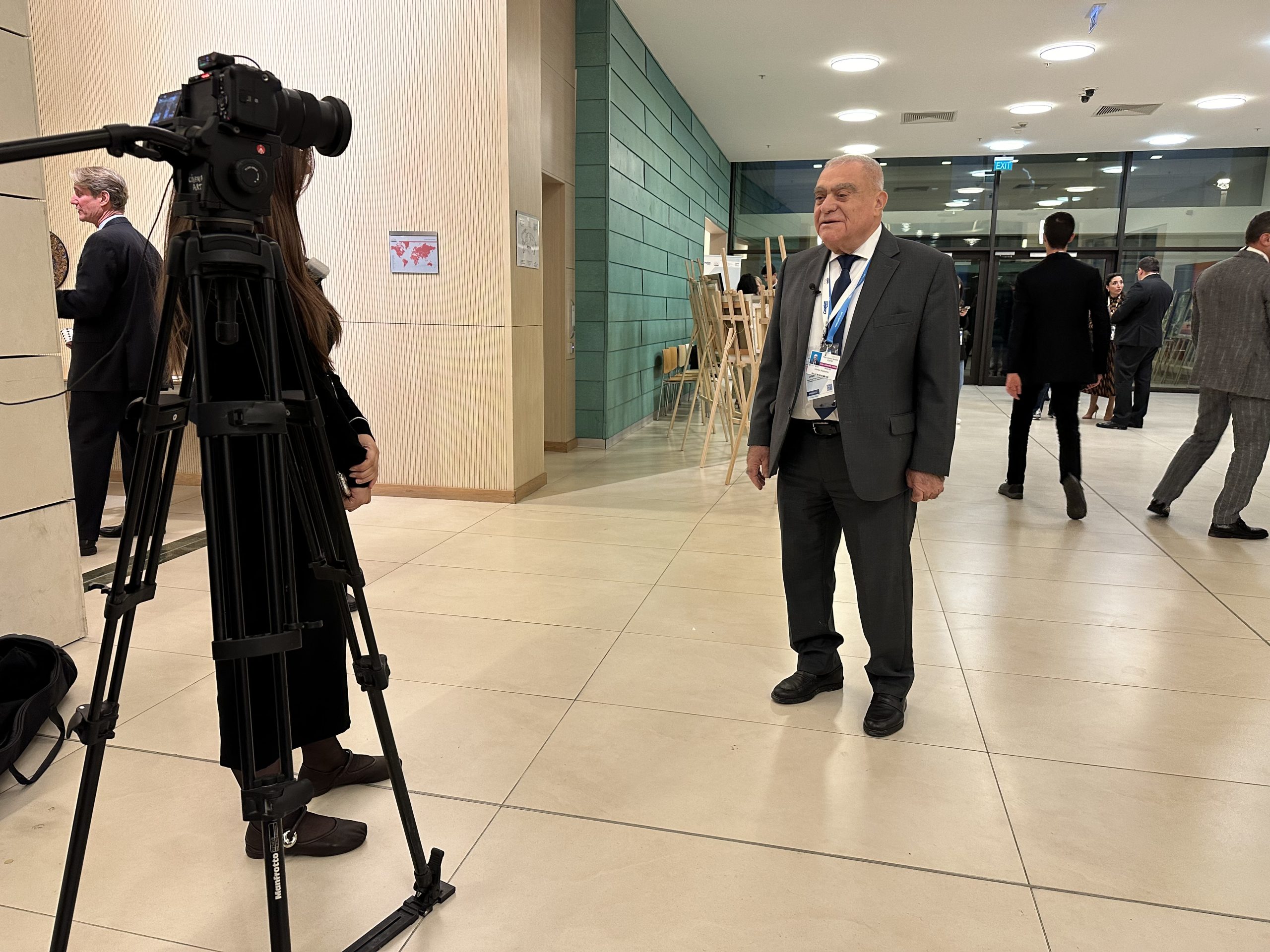 Dövlət İdarəçilik Akademiyasının rektoru COP29 çərçivəsində keçirilən beynəlxalq konfransda məruzə ilə çıxış etmişdir