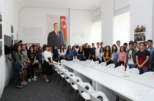 Heydər Əliyev Dövlət İdarəçiliyi Məktəbinin ilk mühazirəsi dinlənilib