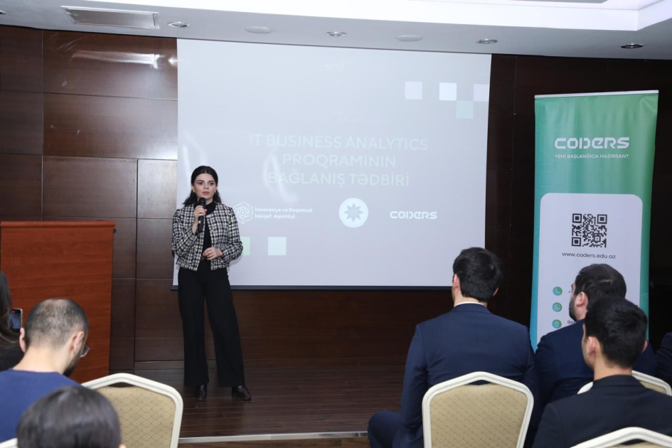 “Dövlət İdarəçiliyində Analitik İdarəetmə və İnnovasiya” proqramının bağlanış mərasimi keçirilib