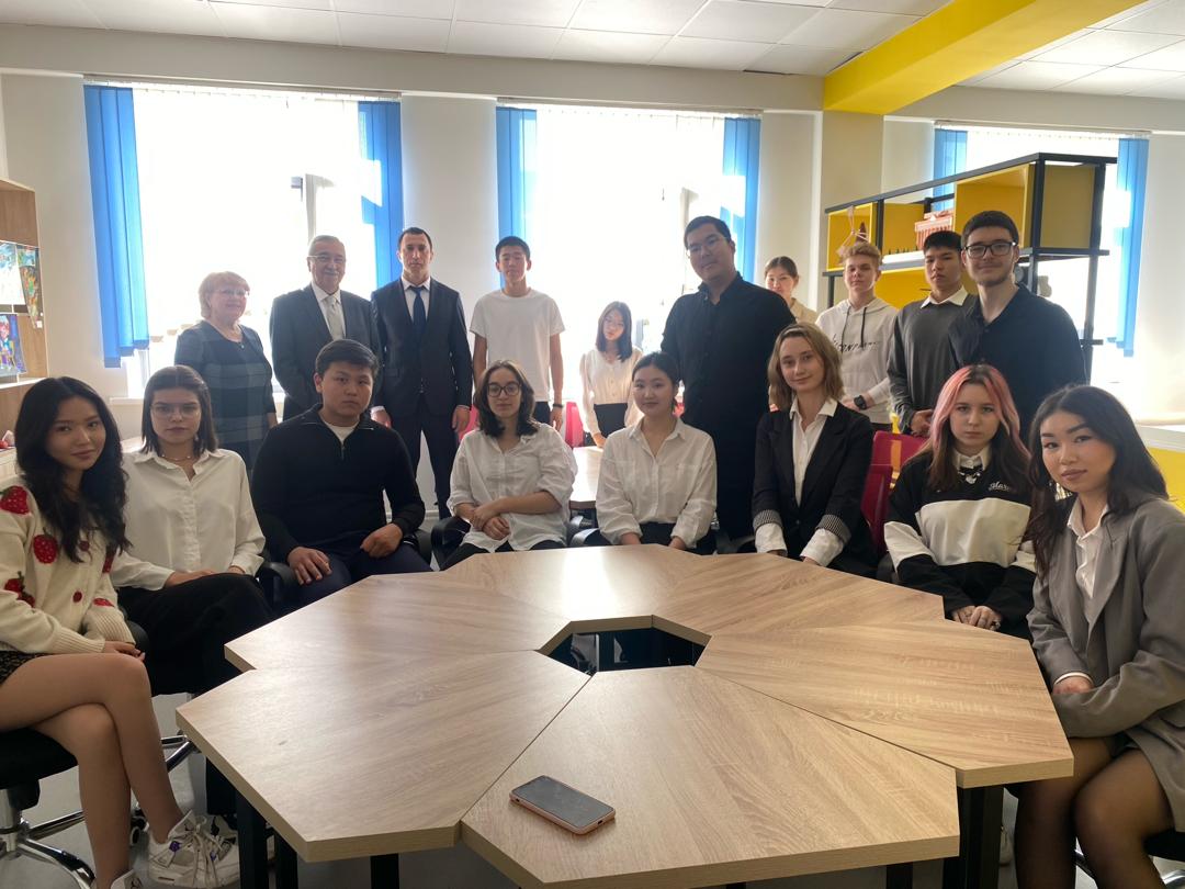 “Azərbaycanın ərazi bütövlüyü və suverenliyinin bərpası; hüquqi aspektlər” kitabının qırğız dilində təqdimatı keçirilib