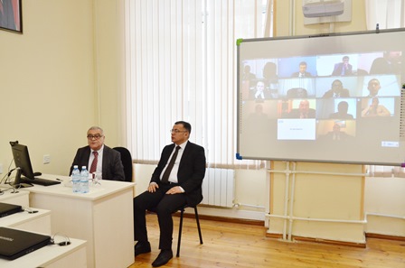 Dövlət İdarəçilik Akademiyasında “Azərbaycanın yeni iqtisadi hədəfləri” mövzusunda distant təlim keçirilmişdir