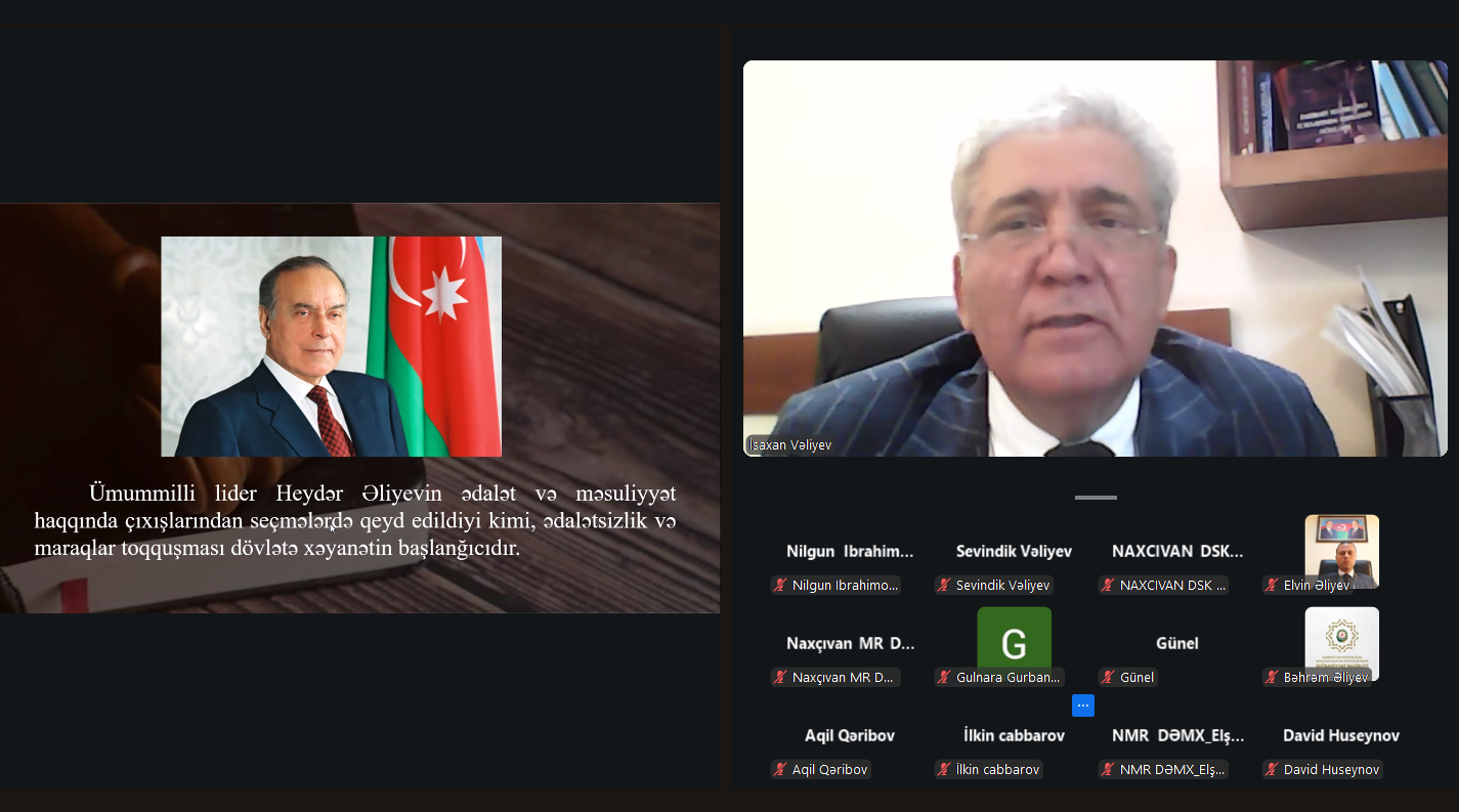 DİA-nın təşkilatçılığı ilə Naxçıvan Muxtar Respublikasının mərkəzi icra hakimiyyəti orqanlarında fəaliyyət göstərən dövlət qulluqçuları üçün “Dövlət İdarəçiliyində maraqlar toqquşması və antikorrupsiya siyasəti” mövzusunda təlim keçirilib.