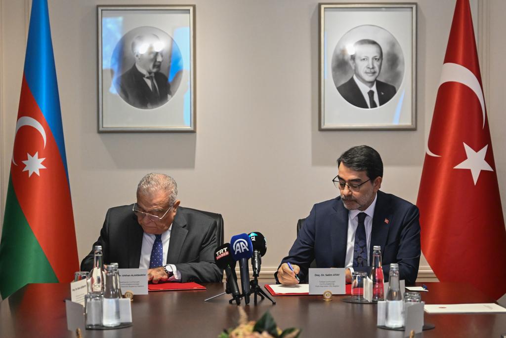 Dövlət İdarəçilik Akademiyası ilə Türkiyə Respublikası Prezident Administrasiyası<br>yanında İnsan Resursları Ofisi arasında anlaşma memorandumu imzalanmışdır