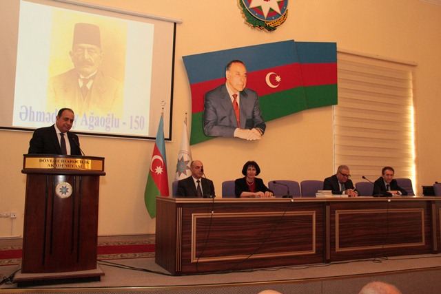 Dövlət İdarəçilik Akademiyasında Əhməd bəy Ağaoğlunun anadan olmasının 150 illiyi qeyd edilib