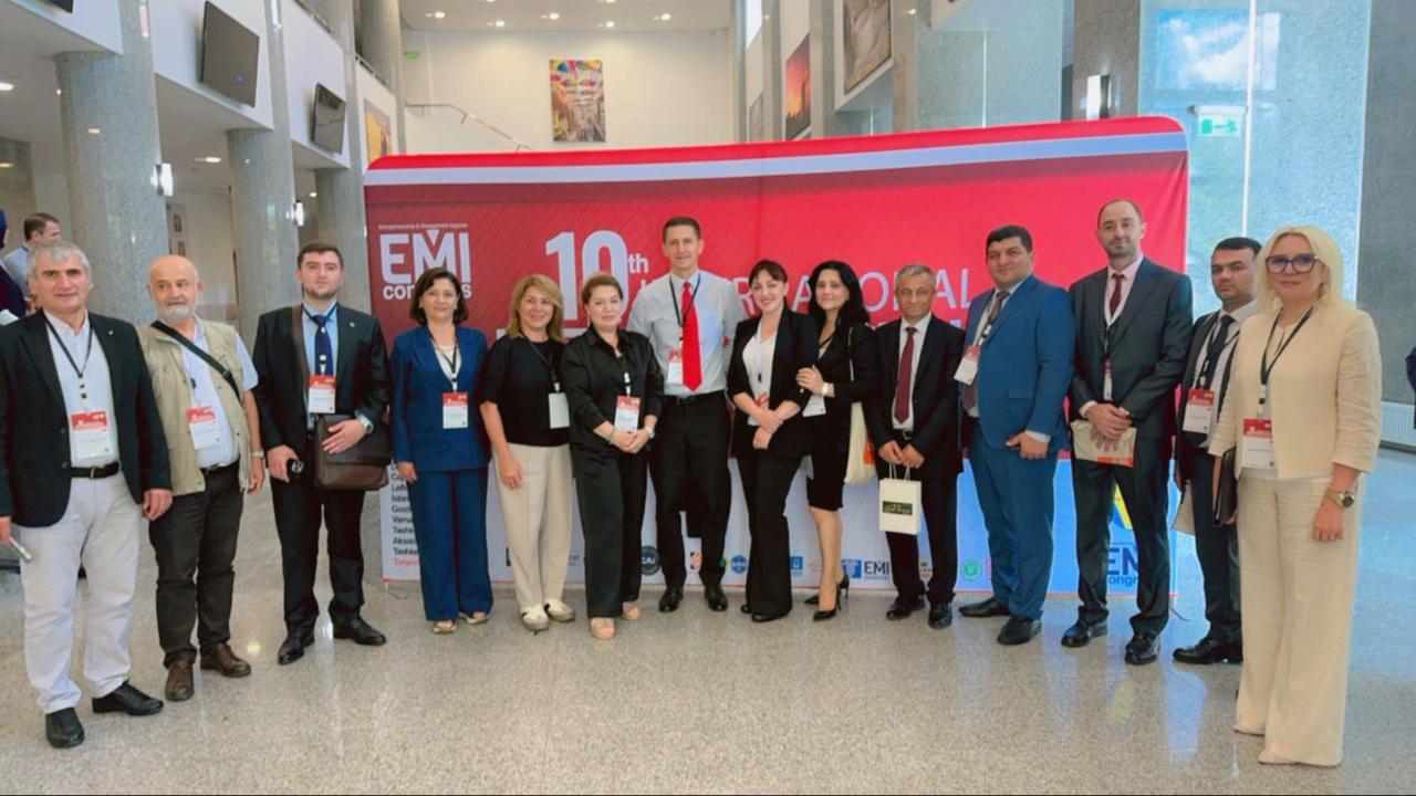 Dövlət İdarəçilik Akademiyasının əməkdaşları elmi konfransda iştirak ediblər