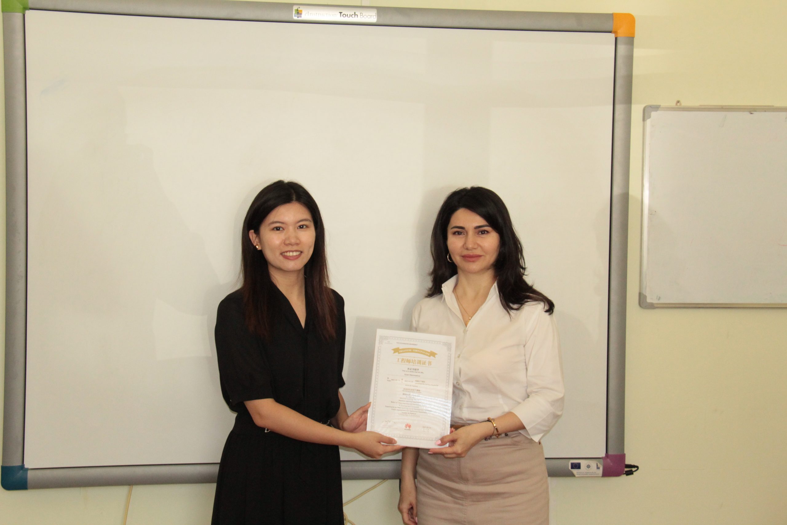 DİA əməkdaşları Süni İntellekt üzrə beynəlxalq təlim proqramında iştirak edib