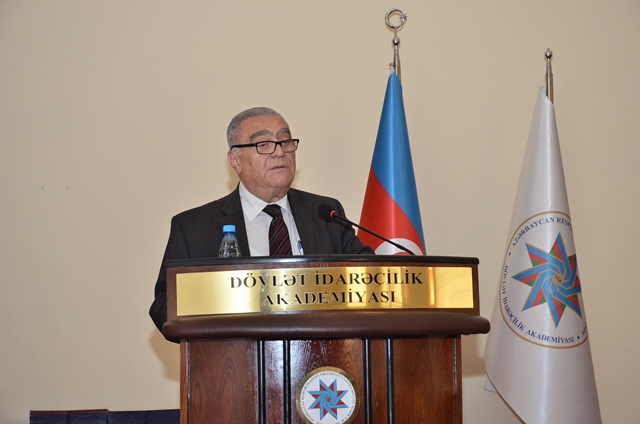 Dövlət İdarəçilik Akademiyasında Dövlət qulluqçularının peşə bayramına həsr edilən elmi-praktiki konfrans keçirilib