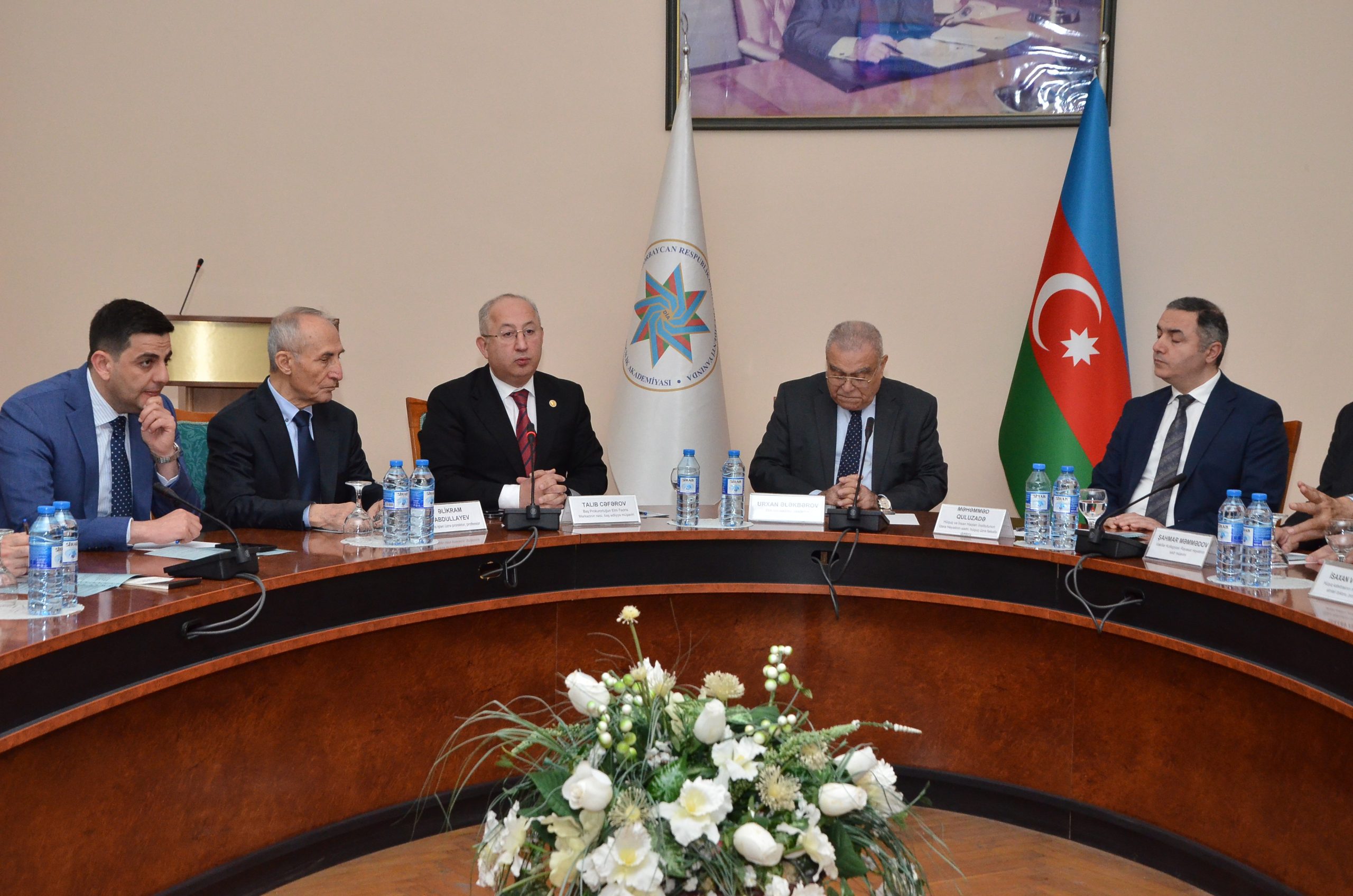 “Konstitusiya milli iradənin və suverenliyin təzahürü kontekstində: yeni reallıqlar, strateji hədəflər” - konfrans