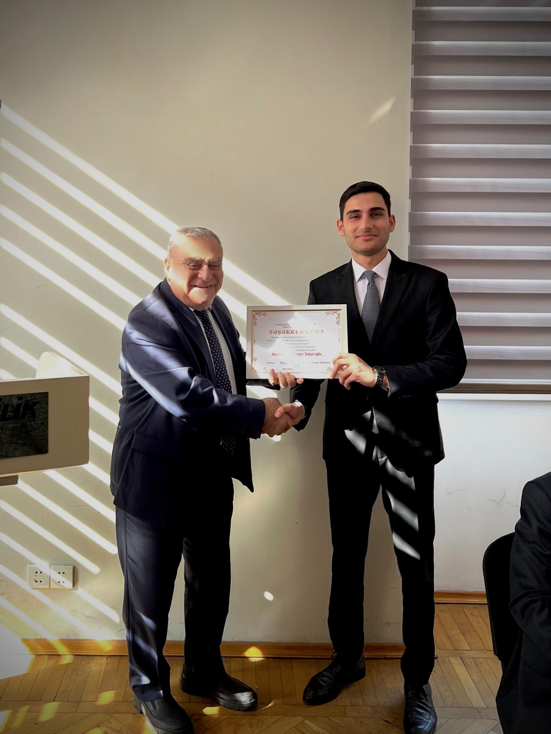 2 fevral- Gənclər Günü münasibətilə Dövlət İdarəçilik Akademiyasının  bir qrup tələbəsi təltif olunmuşlar