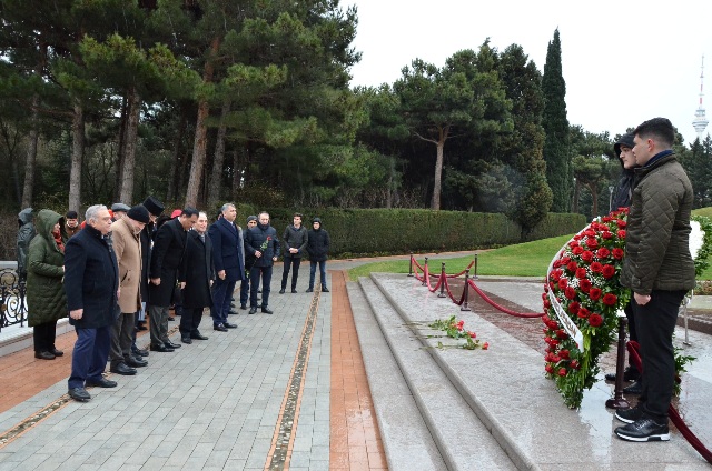 DİA-da "Regional davamlı inkişafın idarə edilməsində enerji və nəqliyyat" mövzusunda beynəlxalq konfrans keçirilib